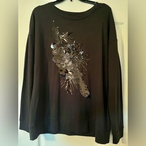 NWT Simply Vera Wang Top With Sequins 
Size Large Bra material